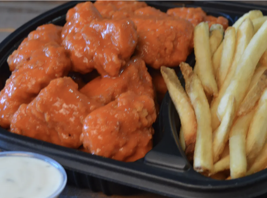 Boneless Y Papas Al Gusto